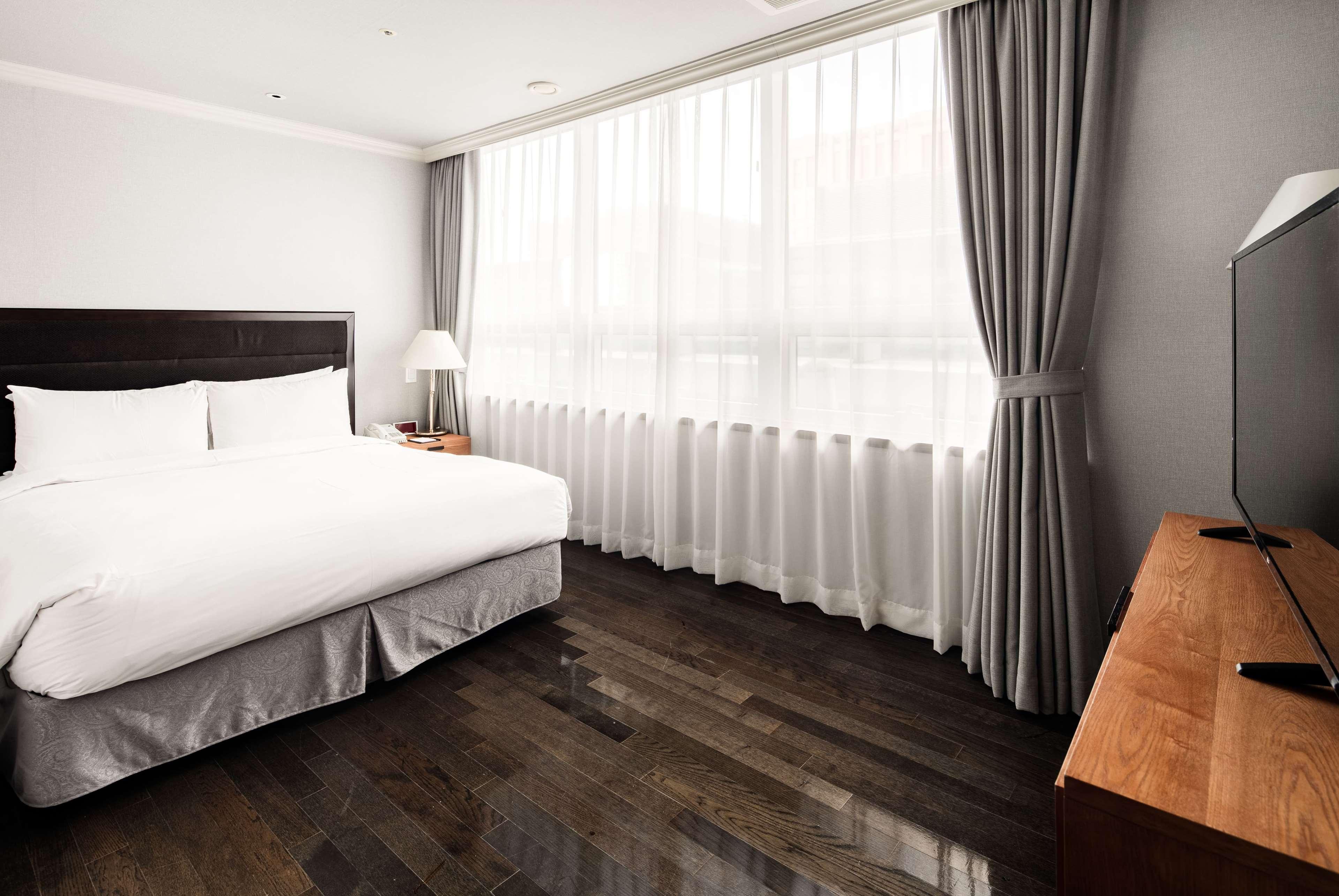 Ramada Hotel And Suites Seoul Namdaemun Zewnętrze zdjęcie