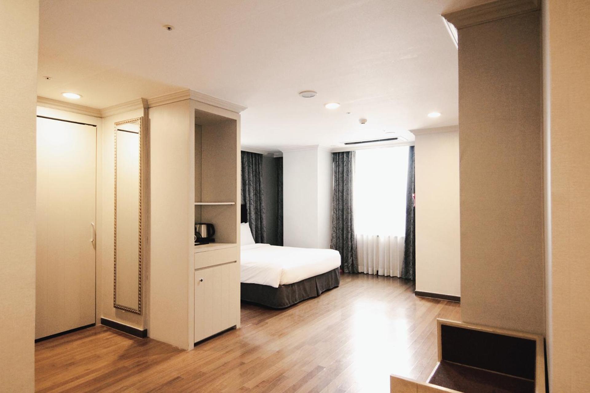 Ramada Hotel And Suites Seoul Namdaemun Zewnętrze zdjęcie