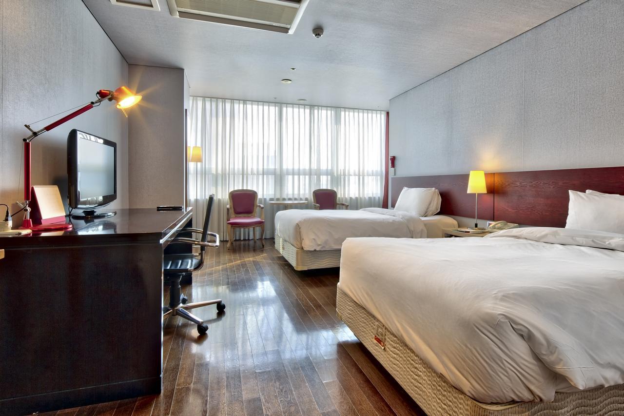 Ramada Hotel And Suites Seoul Namdaemun Zewnętrze zdjęcie